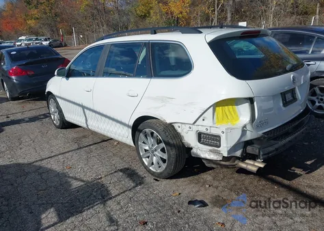 2014 Volkswagen Jetta Sportwagen 2.0L Tdi z USA, uszkodzony, nr VIN 3VWPL7AJ1EM619911